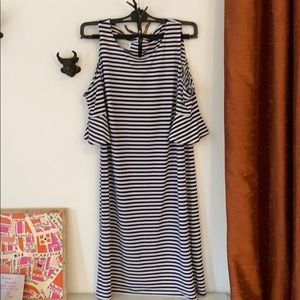 Donna Morgan Cold shoulder striped dress, size 4